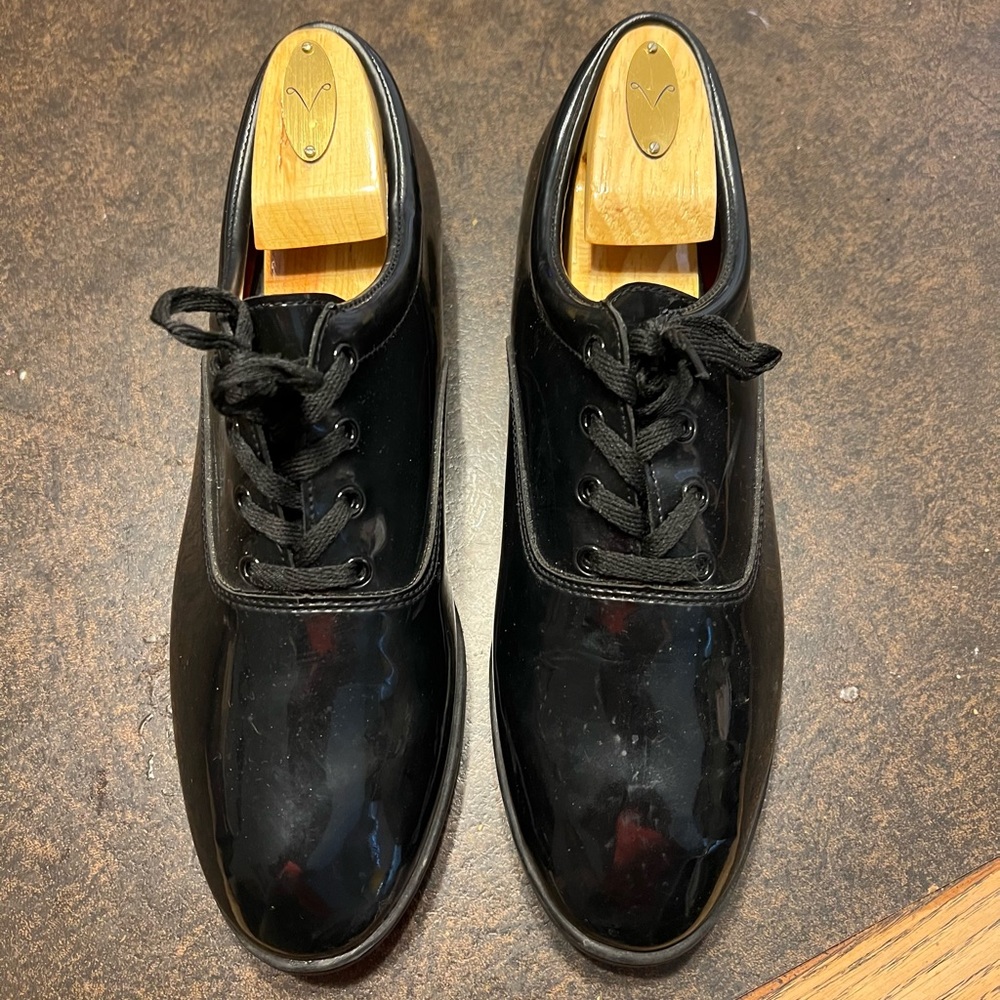 Dinkles Uniform/Dress/Marching Band shoes size 10.5